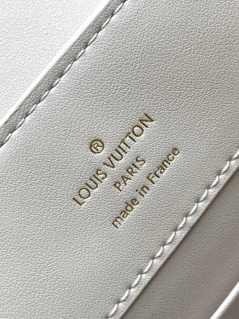 LV Capucines Bags